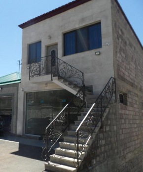 Light Home, Geghadir